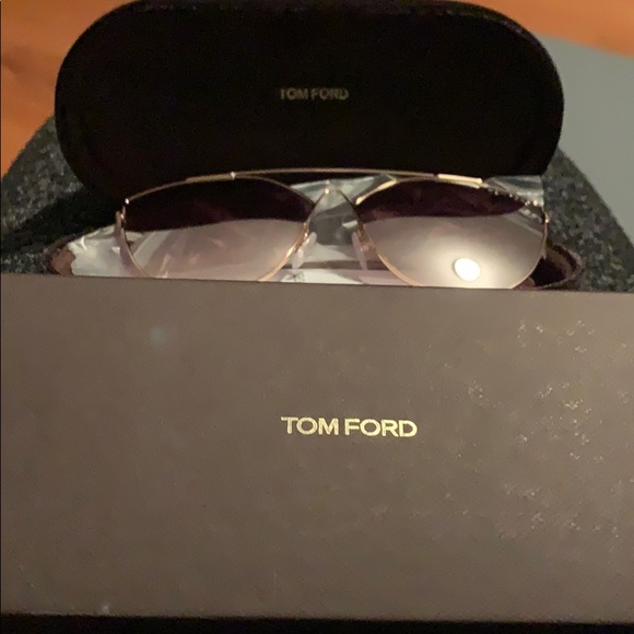 Tom Ford Sunglasses - Picture 2 of 7